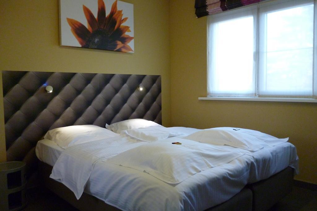 Su'Ro Bed And Breakfast Gent Phòng bức ảnh